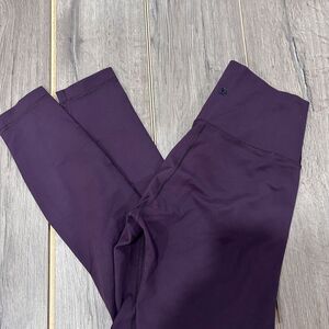 Lululemon Wunder Under 25”
